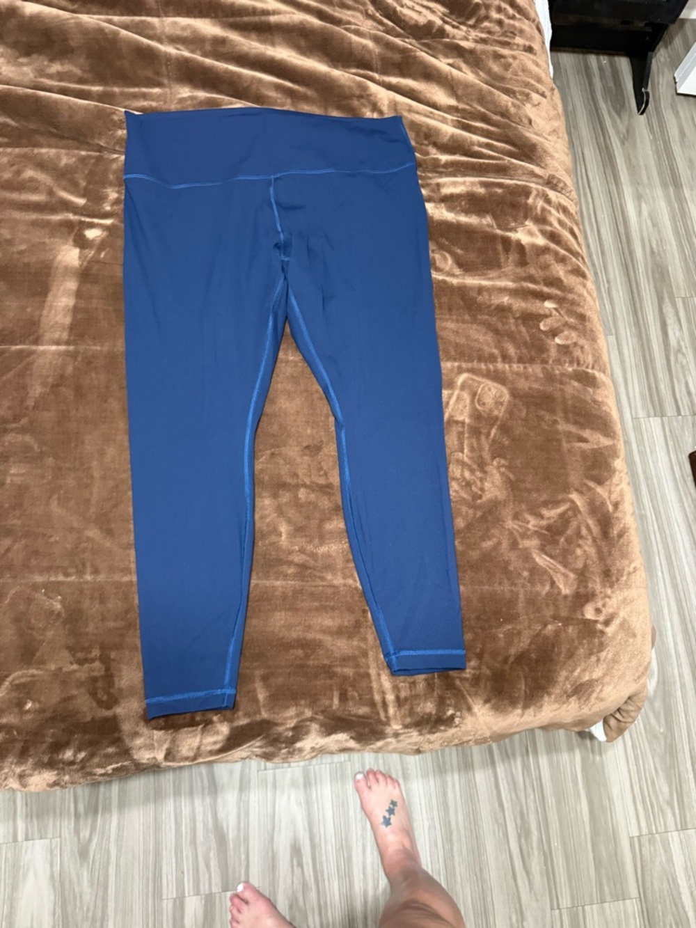 Woman’s size 20 Lululemon Blue High-Waist Leggings